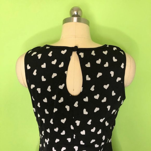 NWT Medium Black and White Teardrop Heart Retro Valentine Dress Modcloth - Picture 5 of 5